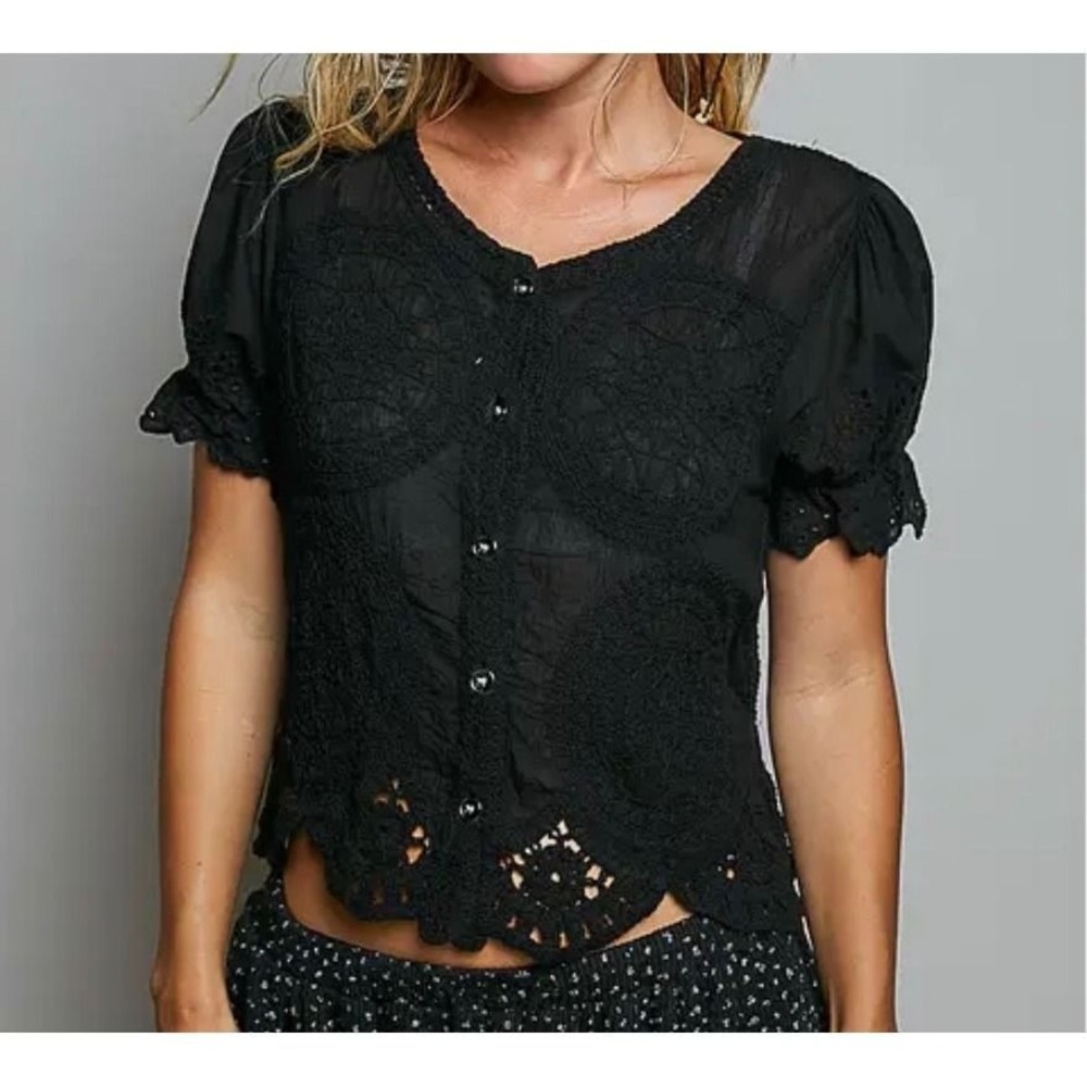 POL Embroidered Crochet Top Women One or Small 100% Cotton Black  NWT